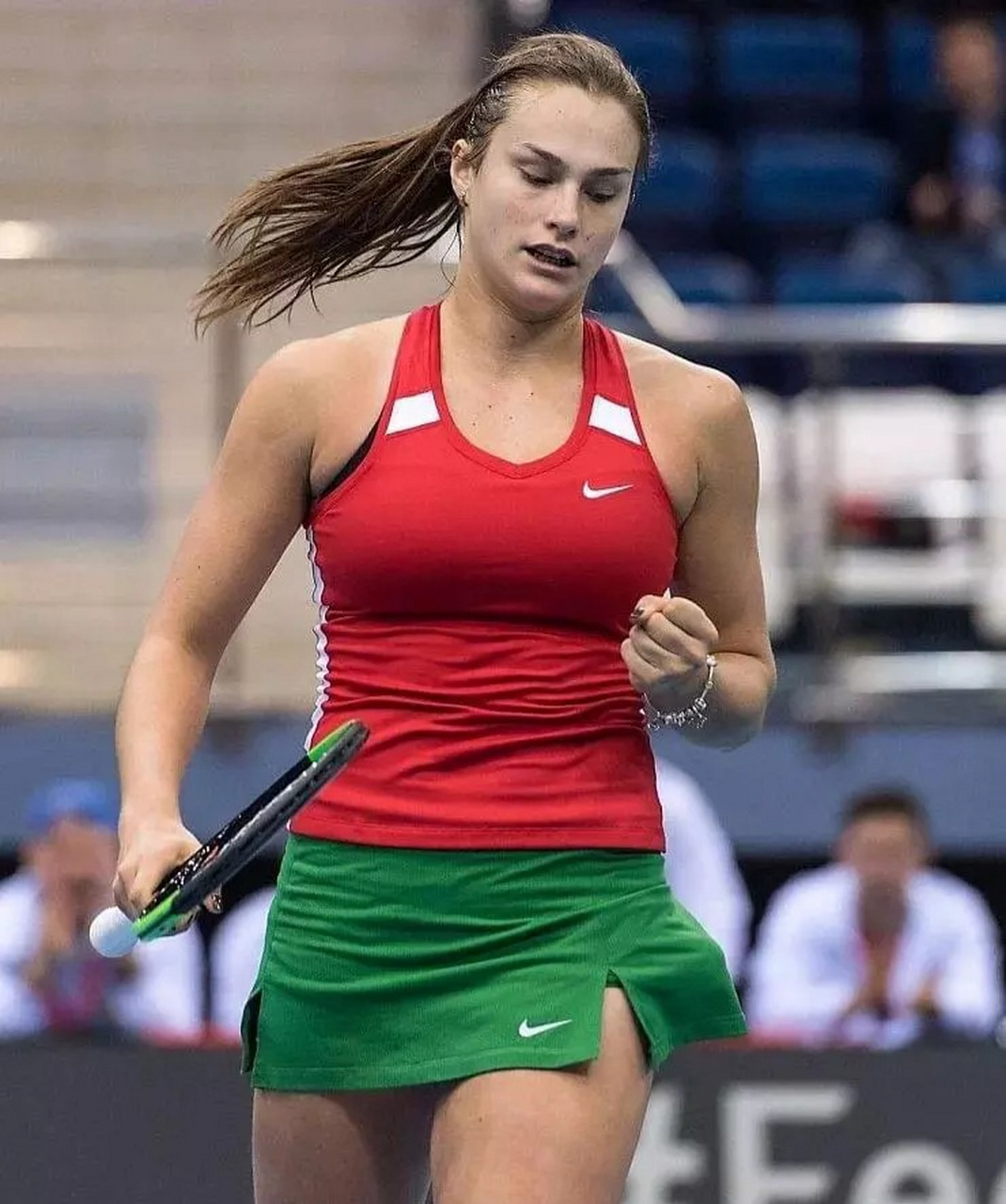 体育赛事中 体育赛事中