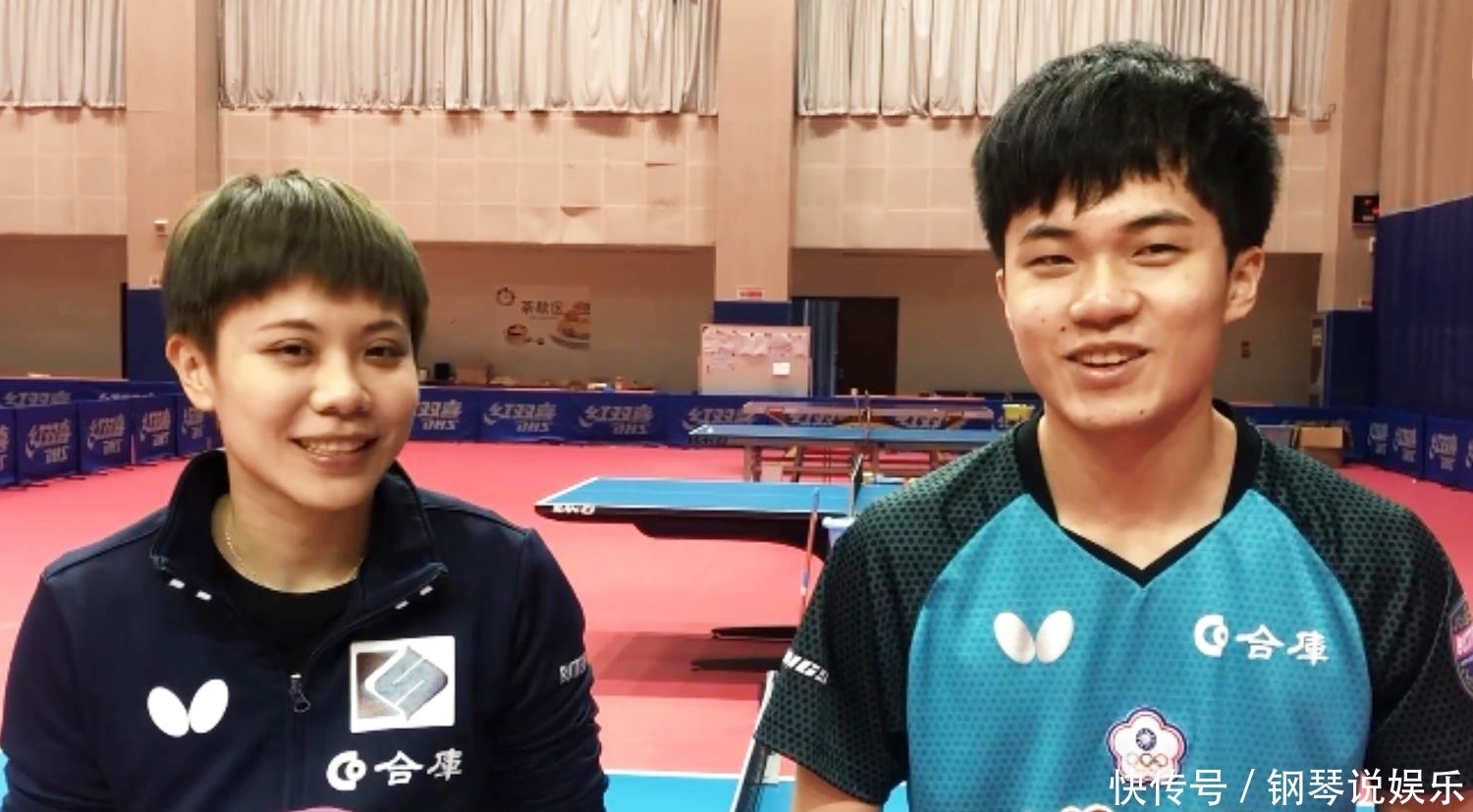 的竞争中脱 的竞争中脱