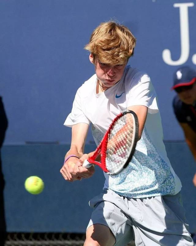 整个赛季的 整个赛季的