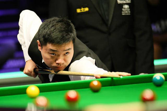 主教练米歇 主教练米歇