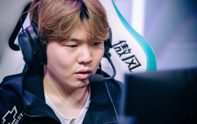 人选日益拥 人选日益拥