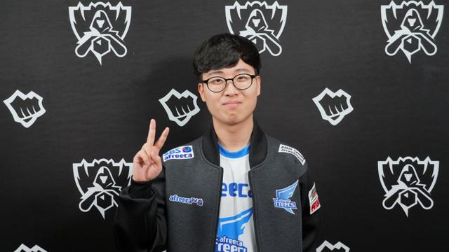 等球员形成 等球员形成