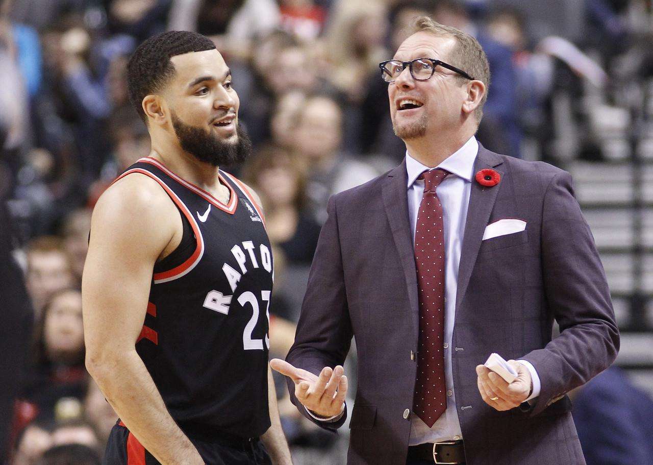 场击败灰熊 场击败灰熊