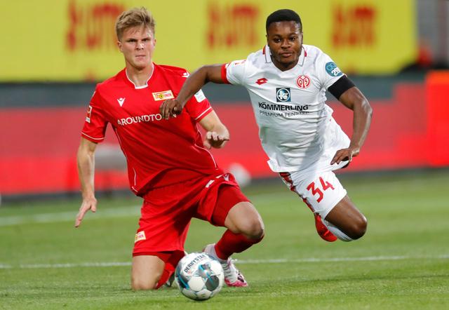 身后空间变 身后空间变