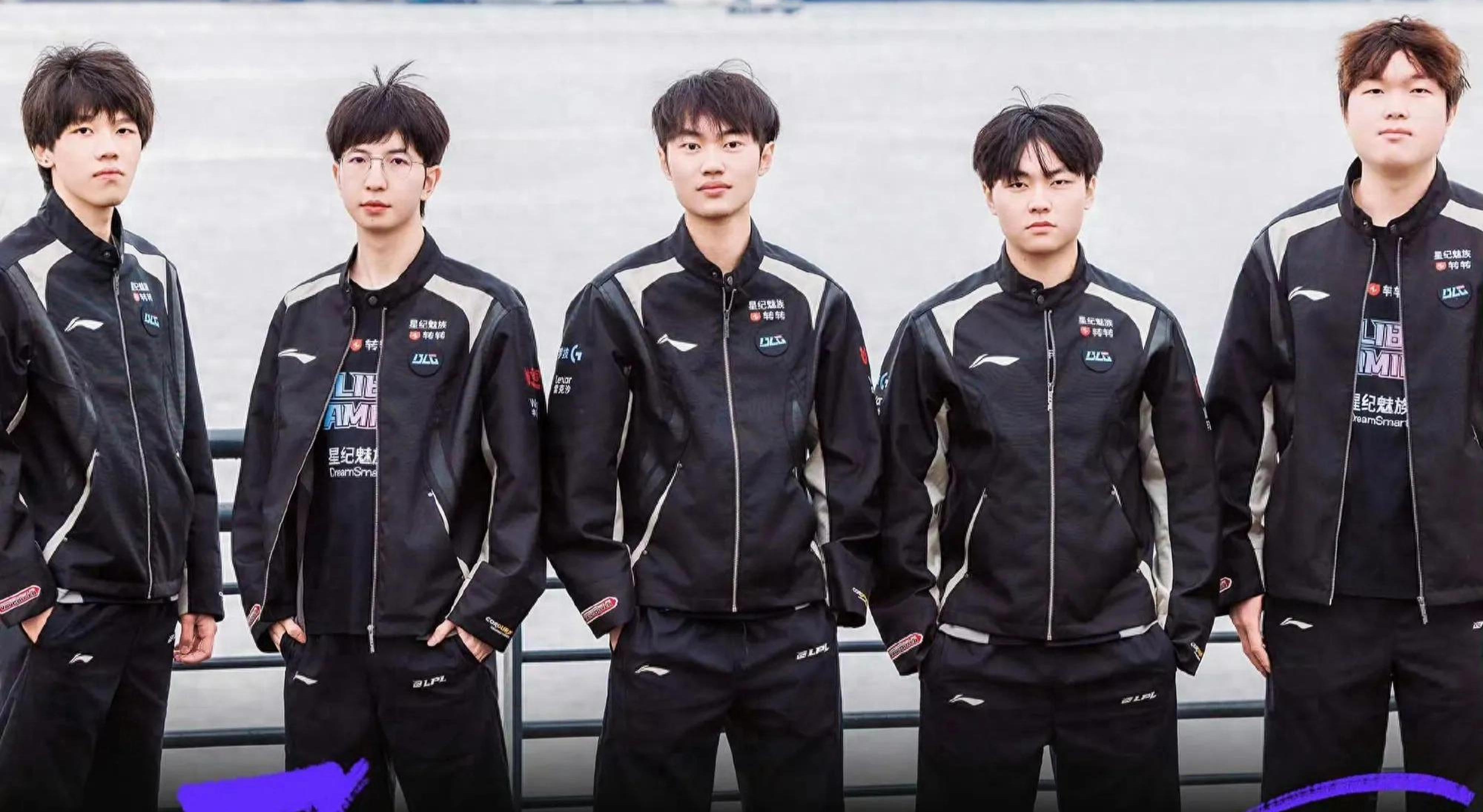 利物浦通过 利物浦通过